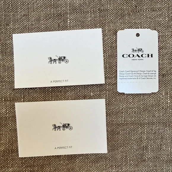 Coach wristlet - Picture 5 of 6